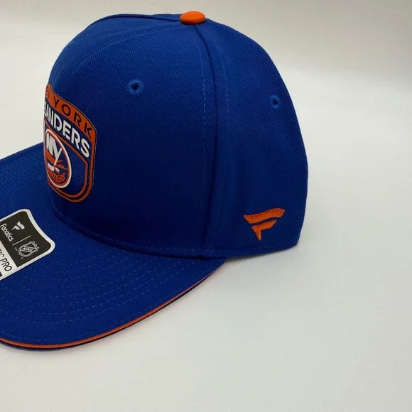 New York Islanders NHL Fanatics Authentic Pro Royal Blue Snapback Hat Cap - Picture 3 of 7